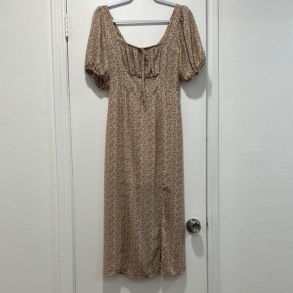 Sienna Sky Dresses & Skirts - Floral Puff-Sleeve Midi Dress in Beige